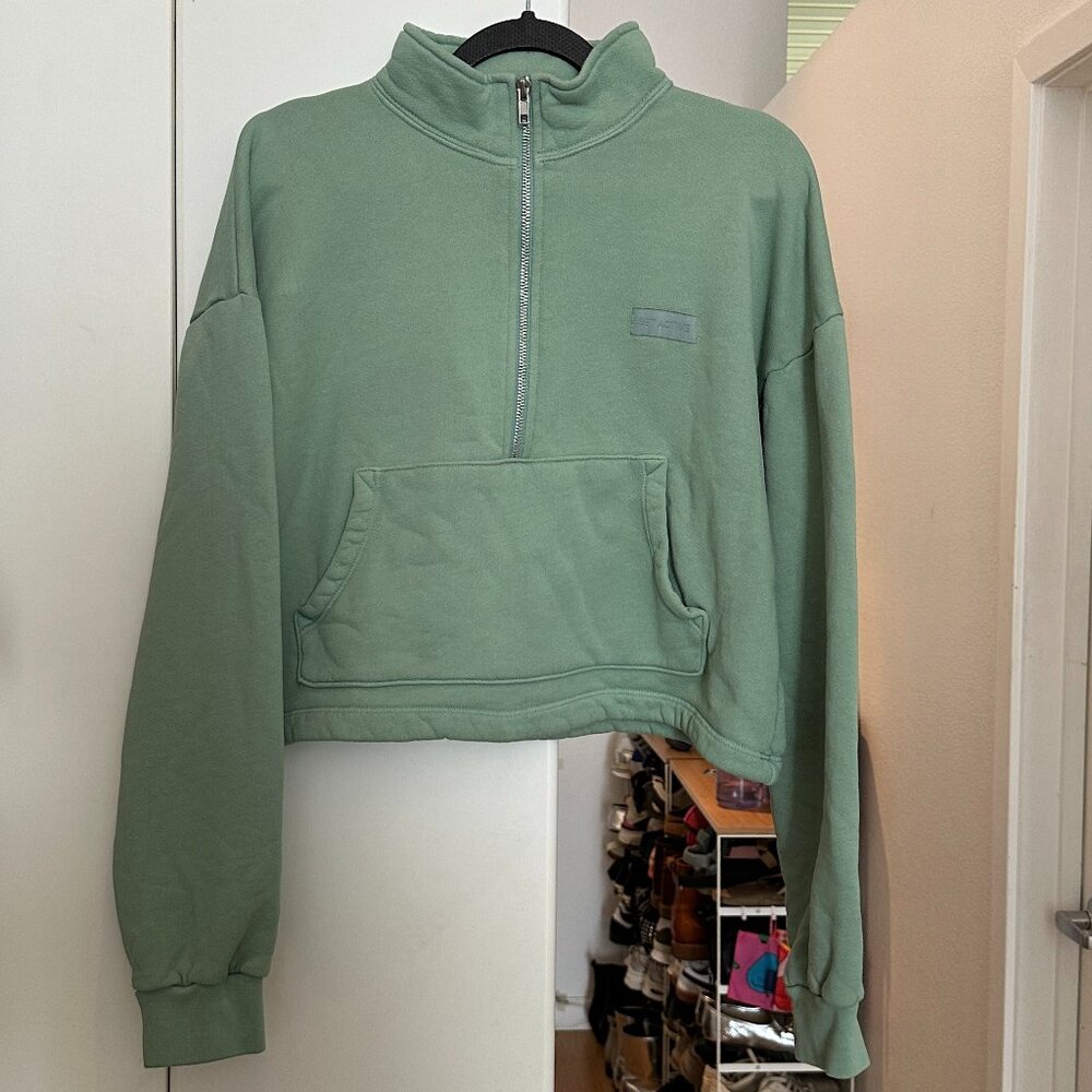 SET Active x Revolve Sage Green Cropped Half-Zip Sweatshirt Size XS